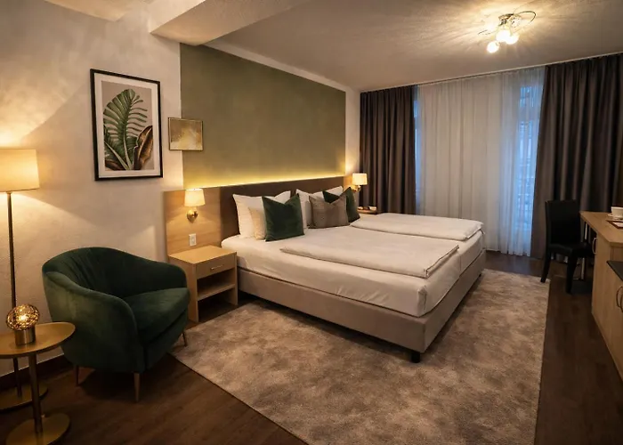 Bayrischer Hof Hotel