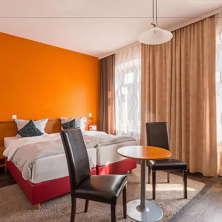 Bayrischer Hof מלון היידלברג