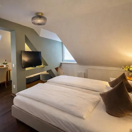 Bayrischer Hof Szálloda 3*