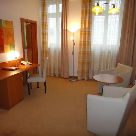 Bayrischer Hof Hotel