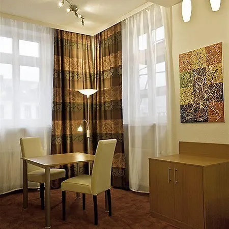 Bayrischer Hof מלון היידלברג