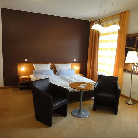 Bayrischer Hof מלון 3*