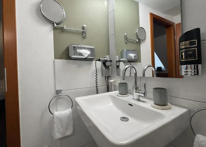 Bayrischer Hof Hotel