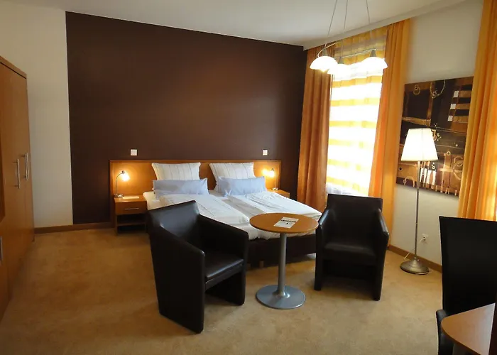 Bayrischer Hof Hotel 3*